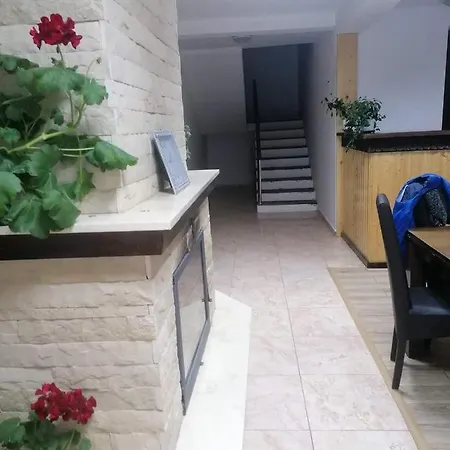 Hotell Cabana After Hill Cluj-Napoca